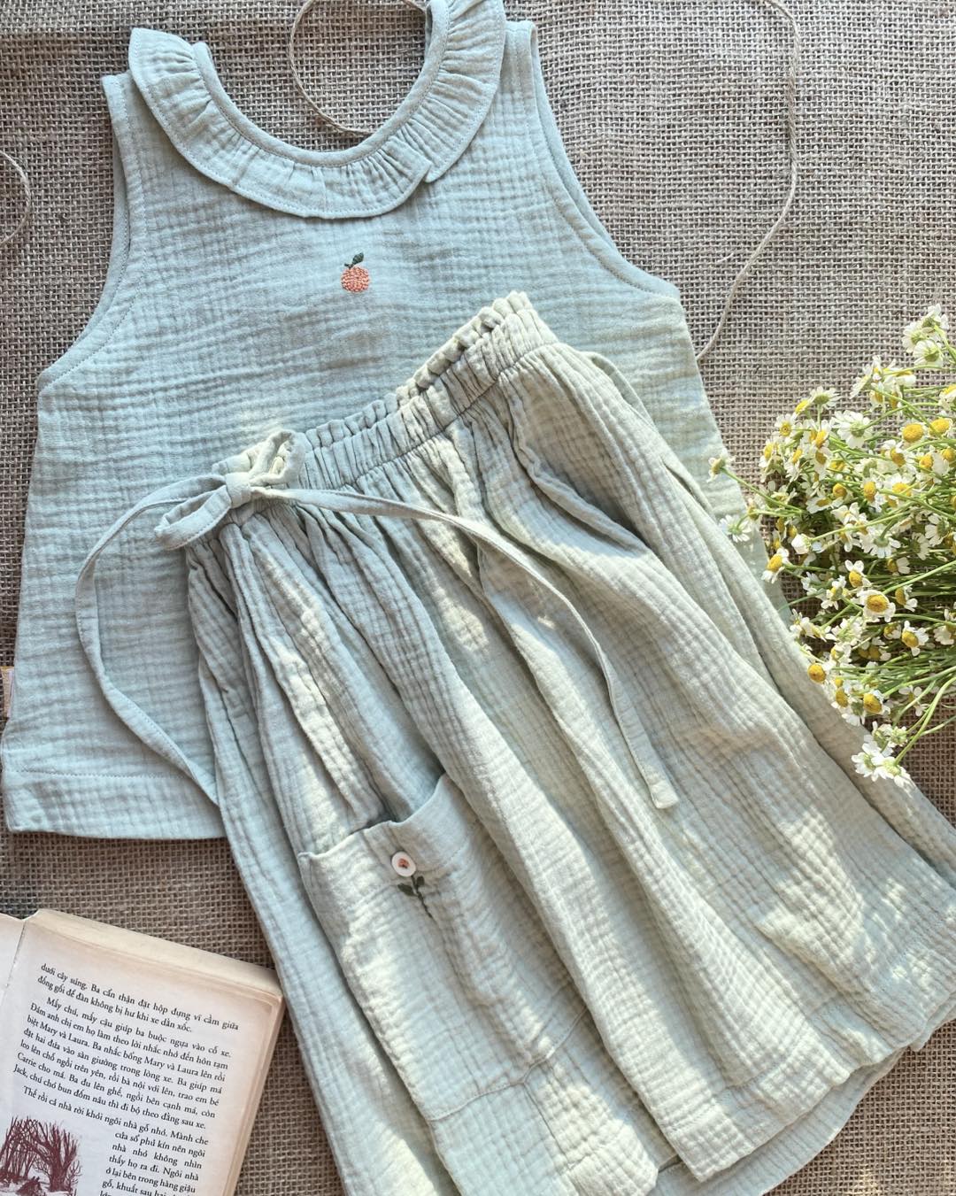 [🆕🇻🇳] Em Bé Là La – một cửa tiệm nhỏ,chúng mình bán quần áo,phụ kiện xinh xinh 🧑‍🧒❤️️👶⭐️ “ Quả quýt ngọt lành”
“ Con hãy lớn lên vui vẻ nhé”
, shares-1✔️ , likes-3❤️️ , date-2025-07-13 02:40:33🇻🇳🇻🇳🇻🇳📰🆕