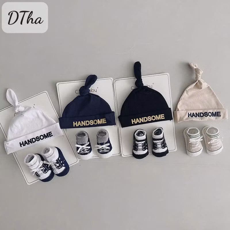 [🆕🇻🇳] Quỳnh Anh – Trọn Gói Đi Sinh – Shop chuyên cung cấp trọn gói đồ sơ sinh 🧑‍🧒❤️️👶⭐️  𝑴Ũ 𝑻𝑼𝑩𝑨𝑵 – 𝑲𝑬̀𝑴 𝑻Ấ𝑻
Bé xinh bé điệu thì ngoài bộ đồ đẹp thì không thể thiếu phụ kiện đi kèm nha mom
Set  mũ / Turban  kèm tất cùng màu  phong cách Hà , shares-0✔️ , likes-0❤️️ , date-2025-07-14 17:07:03🇻🇳🇻🇳🇻🇳📰🆕