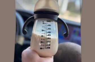 [🆕🇻🇳]  Tuyên Thuỳ Hải Phòng Shop Quần Áo Trẻ Em-Đồ Sơ Sinh-Giày Dép-Bỉm 🧑‍🧒❤️️👶⭐️ Vài trăm giờ tặng các mẹ #39k____39k/ bình
Em nhận đơn #GIÁ_LỖ đúng trăm bình k có hơnBình Gấu yêu thương cho bé, tiện lợi cho mẹ
Với ống hút trợ lực, đ , shares-0✔️ , likes-4❤️️ , date-2025-07-09 04:03:59🇻🇳🇻🇳🇻🇳📰🆕