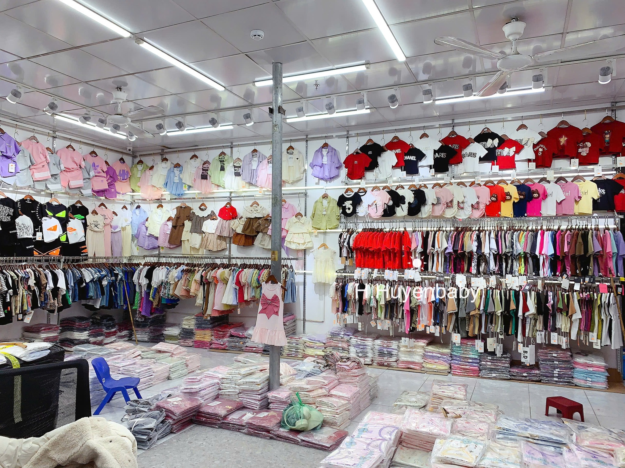 [🆕🇻🇳]  Thuỷ Nghé Kids  – Chuyên sỉ SLL quần áo Thời Trang Trẻ Em & Sơ Sinh đầy đủ các mẫu 🧑‍🧒❤️️👶⭐️  BÁN SỈ TRỰC TIẾP & LIVESTREAM HÀNG NGÀY
Thủy Nghé Kids – chuyên sỉ quần áo trẻ em hàng Quảng Châu chuẩn đẹp – livestream rõ mẫu, giá cực tốt, hỗ trợ khách , shares-0✔️ , likes-0❤️️ , date-2025-07-11 21:36:29🇻🇳🇻🇳🇻🇳📰🆕