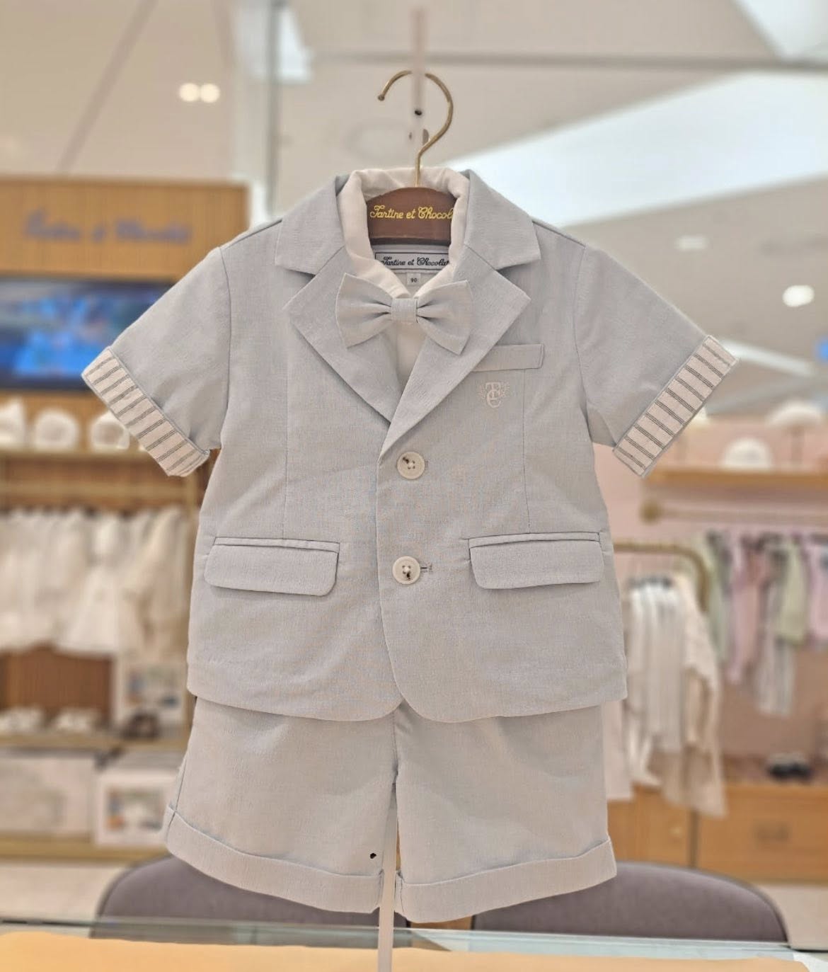 [🆕🇻🇳] Con Yêu Mẹ và Bé – MẸ BẦU VÀ EM BÉ 🧑‍🧒❤️️👶⭐️  Các mẹ ơi, bát – khay – thìa ăn dặm xinh xắn đã cập bến rồi ạ!
Chất liệu silicone an toàn: không BPA, không mùi, chịu nhiệt tốt
Thiết kế chống đổ, dễ cầ , shares-1✔️ , likes-0❤️️ , date-2025-07-19 15:23:42🇻🇳🇻🇳🇻🇳📰🆕