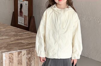 [🆕🇻🇳]  Penny – Thời trang trẻ em  🧑‍🧒❤️️👶⭐️  Áo khoác đi học bé gái lớp 1- 7
Thiết kế phong cách thể thao năng động, chất liệu vải dù thoáng khí, phù hợp cho bé đi học, đi chơi
………………… , shares-0✔️ , likes-34❤️️ , date-2025-07-21 20:19:05🇻🇳🇻🇳🇻🇳📰🆕