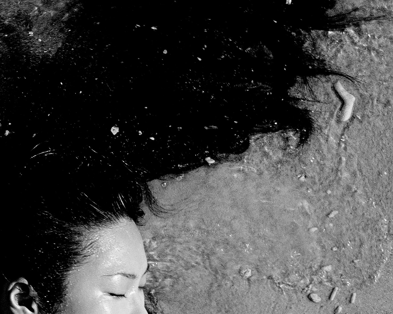 [🆕🇻🇳] Subtle Le Nguyen – Contemporary fashion label based in Hanoi, Vietnam 👕 Top1Fashion 👗  Fall-Winter 2025
Tranquility, Uninterrupted
Captured on Hòn Nưa, July 2025
, shares-0✔️ , likes-4❤️️ , date-2025-07-18 02:03:43🇻🇳🇻🇳🇻🇳📰🆕