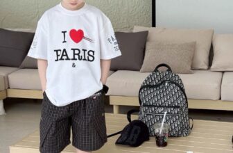 [🆕🇻🇳]  Thuỷ Nghé Kids  – Chuyên sỉ SLL quần áo Thời Trang Trẻ Em & Sơ Sinh đầy đủ các mẫu 🧑‍🧒❤️️👶⭐️  ÁO PHÔNG PARIS CỰC XINH CHO CÁC BÉ TRAI
Mặc lên đúng chuẩn soái ca nhí
Thiết kế form rộng – logo I  PARIS trendy
Cotton Quảng Châu cao cấp – mềm, mát, l , shares-0✔️ , likes-0❤️️ , date-2025-07-15 19:36:45🇻🇳🇻🇳🇻🇳📰🆕