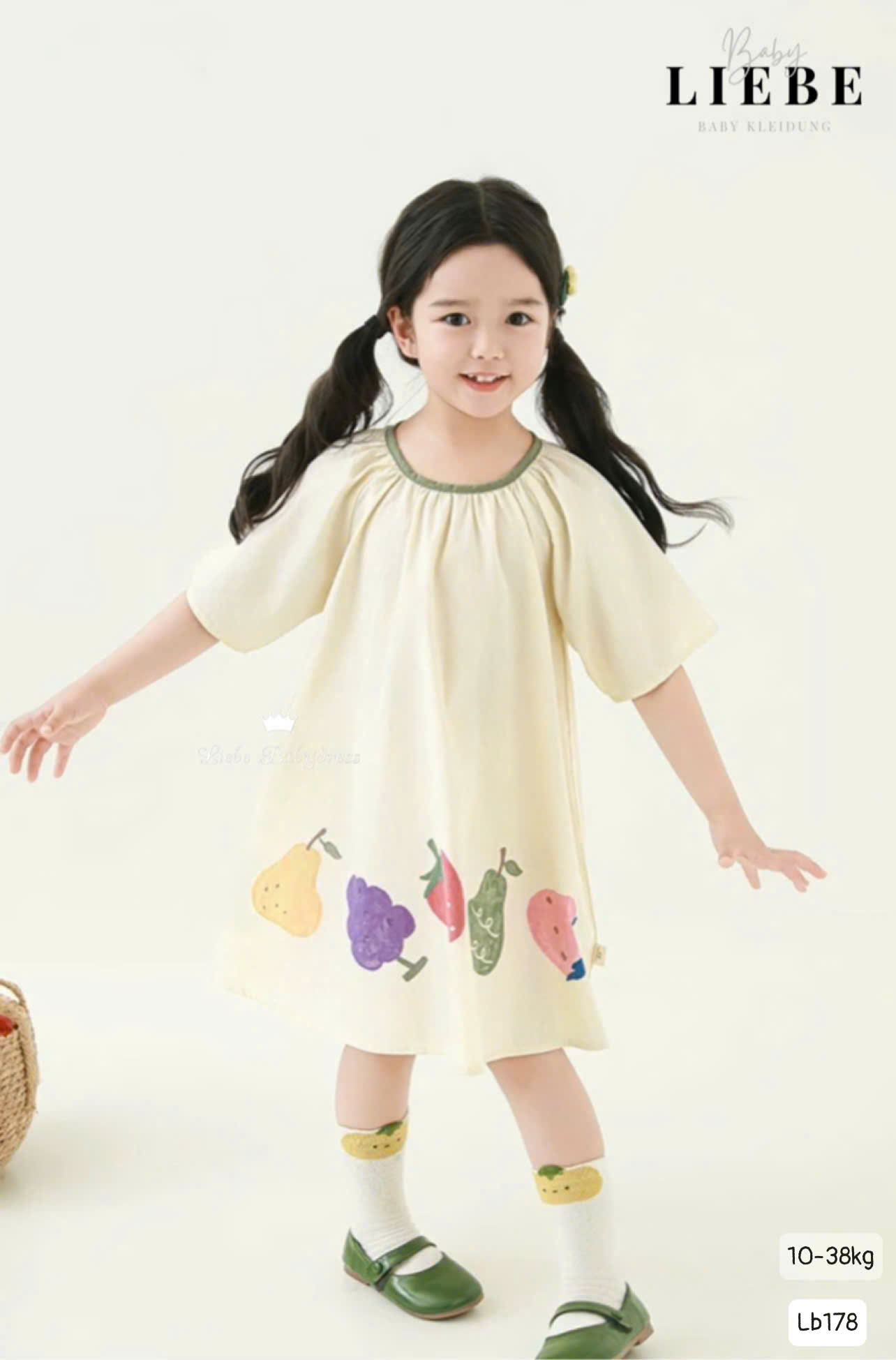 [🆕🇻🇳] Đồ bộ bé trai 🧑‍🧒❤️️👶⭐️ Đầm trắng Liebe cho bé 3 đến 10 tuổiVáy trắng trái cây từ 15-20kg 20-25kg 25-30kg 30-35kg 35-40kg
Vải kate cotton thô thoáng mát, thấm mồ hôiGiá từ 1 , shares-0✔️ , likes-0❤️️ , date-2025-07-19 22:56:29🇻🇳🇻🇳🇻🇳📰🆕