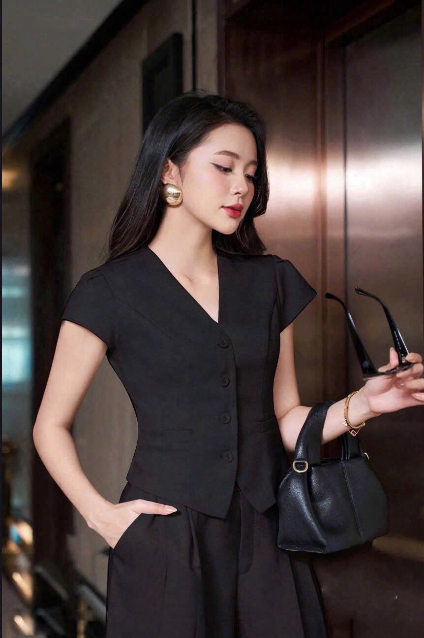 [🆕🇻🇳]  Tuyên Thuỳ Hải Phòng Shop Quần Áo Trẻ Em-Đồ Sơ Sinh-Giày Dép-Bỉm 🧑‍🧒❤️️👶⭐️ Rẻ nha chị em về phục vụ các đại ca nhập ngũ
, shares-0✔️ , likes-5❤️️ , date-2025-07-15 17:24:24🇻🇳🇻🇳🇻🇳📰🆕