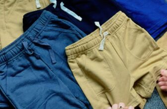 [🆕🇻🇳] Đồ Si Thiên Hương  🧑‍🧒❤️️👶⭐️ Xã kho 1.0.   2.0k. HàngMuốn quần có quần…muốn gì có đó…( Uy tín chất lượng lại còn rẻ thì qua nhà em )Quần jaen .quần thun.quần dù.quần kaki..đủ  , shares-1✔️ , likes-48❤️️ , date-2025-07-21 17:20:26🇻🇳🇻🇳🇻🇳📰🆕