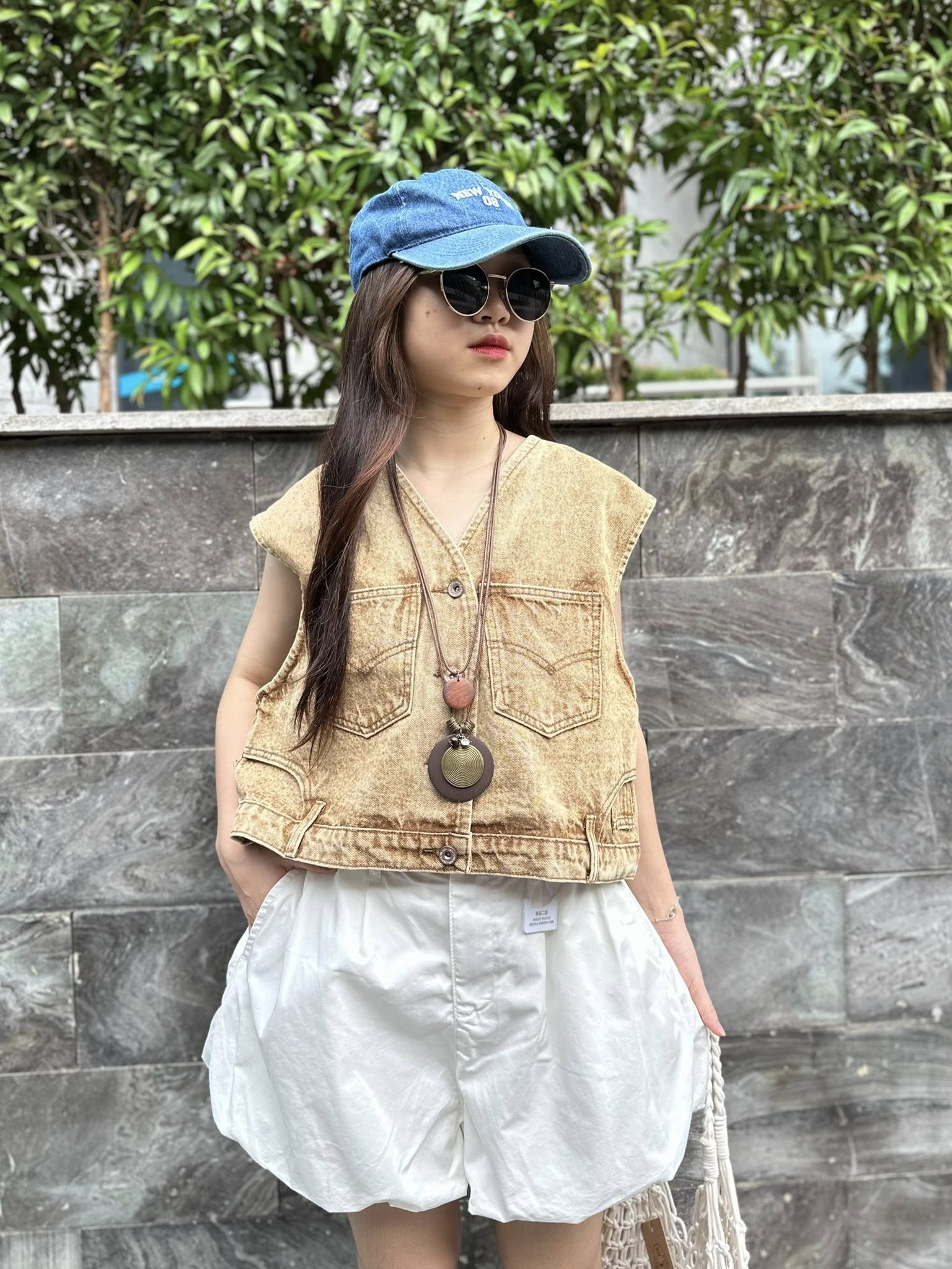 [🆕🇻🇳] Tiệm Nhà Bấu – Thiết kế Thời trang 👕 Top1Fashion 👗  1 chiếc áo jean xinh xỉu
, shares-0✔️ , likes-9❤️️ , date-2025-07-21 00:45:00🇻🇳🇻🇳🇻🇳📰🆕