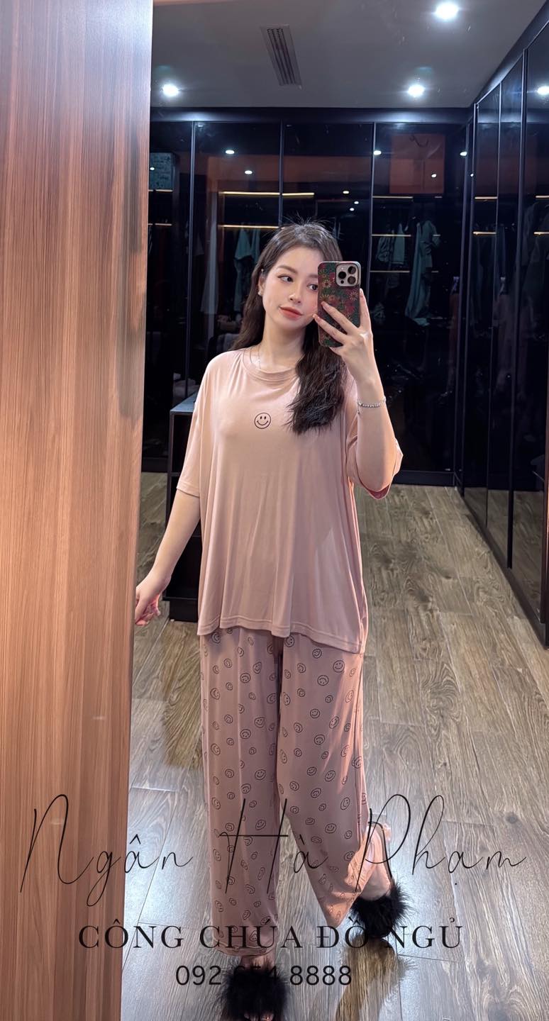 [🆕🇻🇳] Ngân Hà Phạm – Công Chúa Đồ Ngủ 👕 Top1Fashion 👗  Hum trước em nợ nhiều đơn set này, mai em về đủ rồi nha các TY
, shares-0✔️ , likes-4❤️️ , date-2025-07-23 00:59:07🇻🇳🇻🇳🇻🇳📰🆕