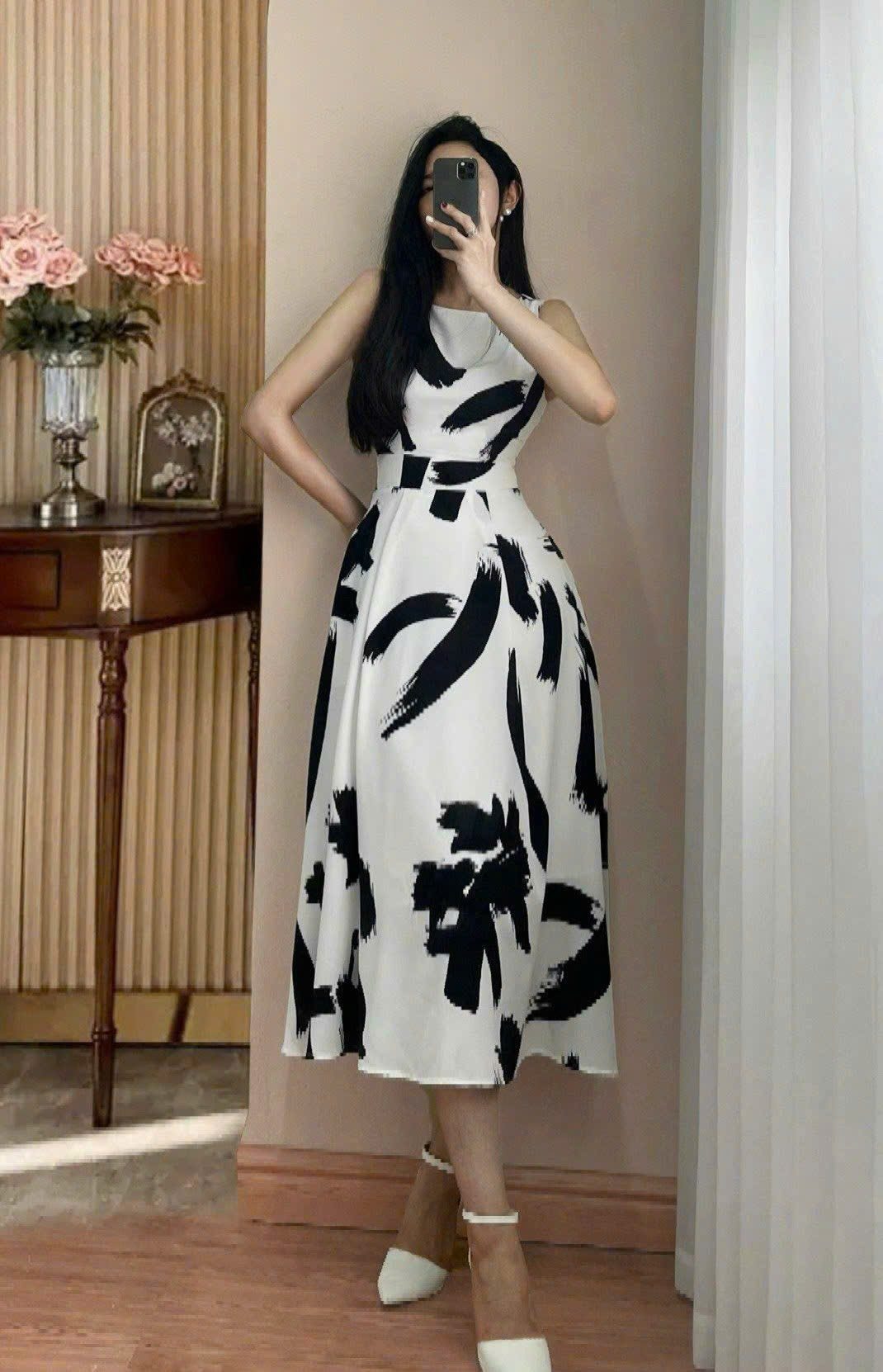 [🆕🇻🇳] Tôi Yêu Đồ Si 2 👕 Top1Fashion 👗   Tặng khách 79k – số lượng có hạn.
Quý khách thích trang để nhận thông báo Livestream sản phầm vào 11h trưa và 7h tối.
#Tôi_Yêu_Đồ_Si #Tôi_Yêu_Đồ_Si_2 #Tô , shares-1✔️ , likes-26❤️️ , date-2025-07-22 04:33:46🇻🇳🇻🇳🇻🇳📰🆕