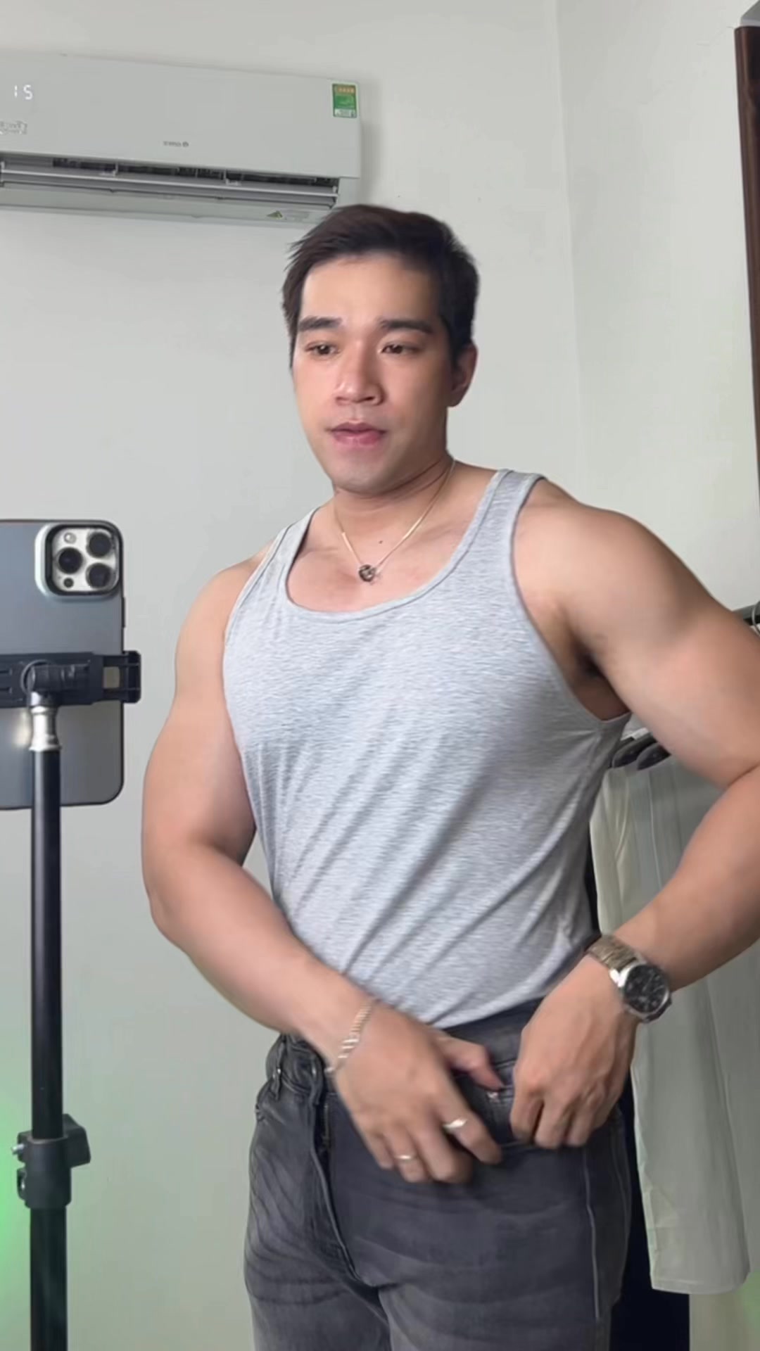 [🆕🇻🇳] Divinity – Hướng tới sự cao cấp lịch sự cho khách hàng 👕 Top1Fashion 👗  Ba lỗ cổ U cotton cao cấp từ DV cho anh em đi chơi , shares-0✔️ , likes-0❤️️ , date-2025-07-19 01:11:15🇻🇳🇻🇳🇻🇳📰🆕