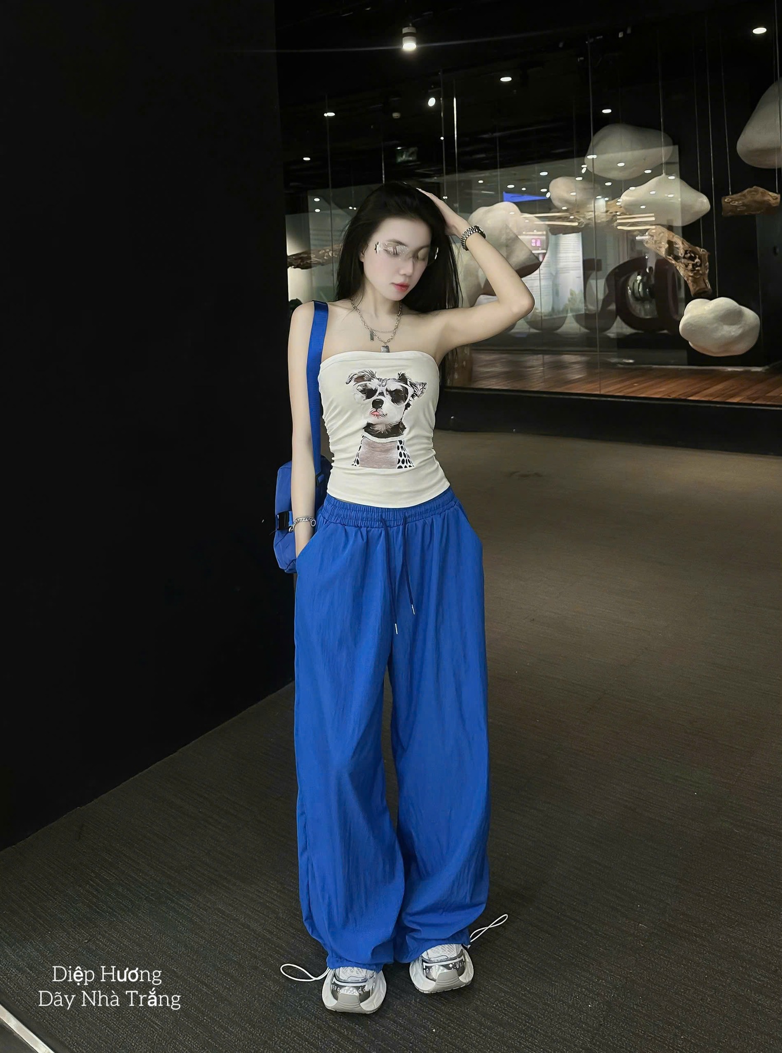 [🆕🇻🇳] BlinkD Boutique – Cửa hàng quần áo 👕 Top1Fashion 👗  ĐẦM TRẮNG 2S THẮT NƠ XANH VIỀN REN
SIZE SM
___________________________
𝙗𝙮 𝒃𝒍𝒊𝒏𝒌𝑫 𝑩𝒐𝒖𝒕𝒊𝒒𝒖𝒆
Kiểm tra trước khi thanh toán
Hàng luôn có sẵn
, shares-0✔️ , likes-0❤️️ , date-2025-07-23 05:59:35🇻🇳🇻🇳🇻🇳📰🆕