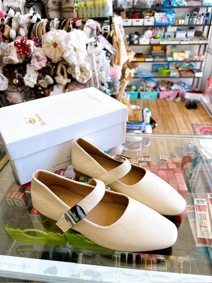 [🆕🇻🇳] TRẦN VÂN STORE Chuyên bán sỉ và lẻ giày dép,túi xách,quần áo,mỹ phẩm 👕 Top1Fashion 👗  Bupbe siêu êm
, shares-0✔️ , likes-0❤️️ , date-2025-07-18 03:32:07🇻🇳🇻🇳🇻🇳📰🆕