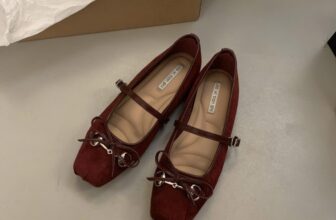[🆕🇻🇳] Anya Shoes – Chuyên sỉ và lẻ giày VNXK  👕 Top1Fashion 👗  Giầy búp bê nơ khoá xích hàng qccc về đủ size 2 mầu đen-đỏ đô nha
YML056-43
Sz.35-39
Fullbox
, shares-0✔️ , likes-4❤️️ , date-2025-07-23 01:44:32🇻🇳🇻🇳🇻🇳📰🆕