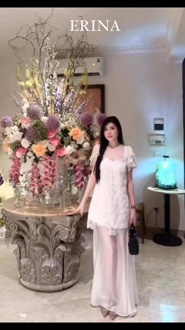 [🆕🇻🇳] ERINA – Thiết kế & Thời trang 👕 Top1Fashion 👗  “Thanh xuân em là váy trắng, là hoa nở dịu dàng trên nền vải mềm mại”  , shares-0✔️ , likes-0❤️️ , date-2025-07-15 16:57:23🇻🇳🇻🇳🇻🇳📰🆕