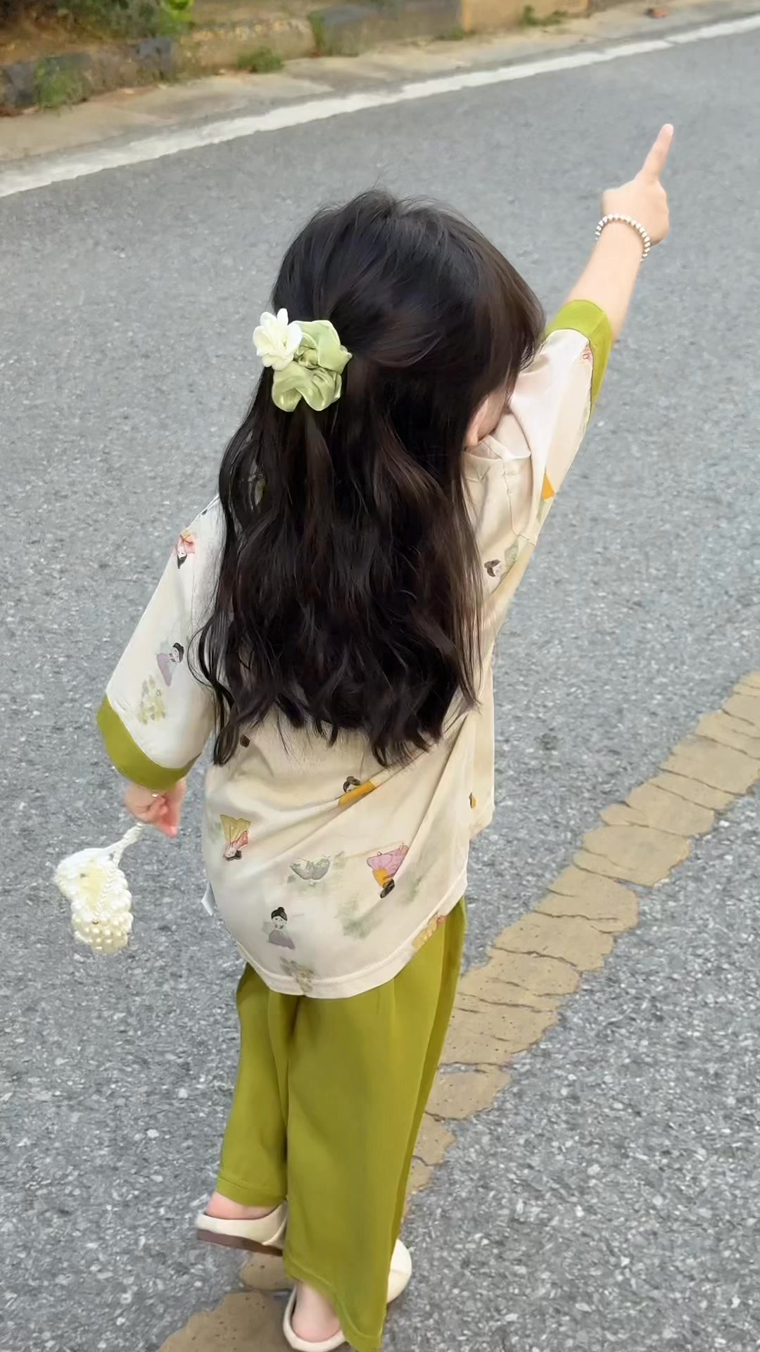 [🆕🇻🇳] Dâu Tây Shop – Or.d Quảng Châu – Ở ĐÂY CÓ BÁN QUẦN ÁO , PHỤ KIỆN TRẺ EM 🎀  🧑‍🧒❤️️👶⭐️ Cuối tuần lên đồ rồi xuống phố với em nha  #reels #xuhuongreels #thoitrangtreem #babykids , shares-0✔️ , likes-0❤️️ , date-2025-07-21 03:45:40🇻🇳🇻🇳🇻🇳📰🆕