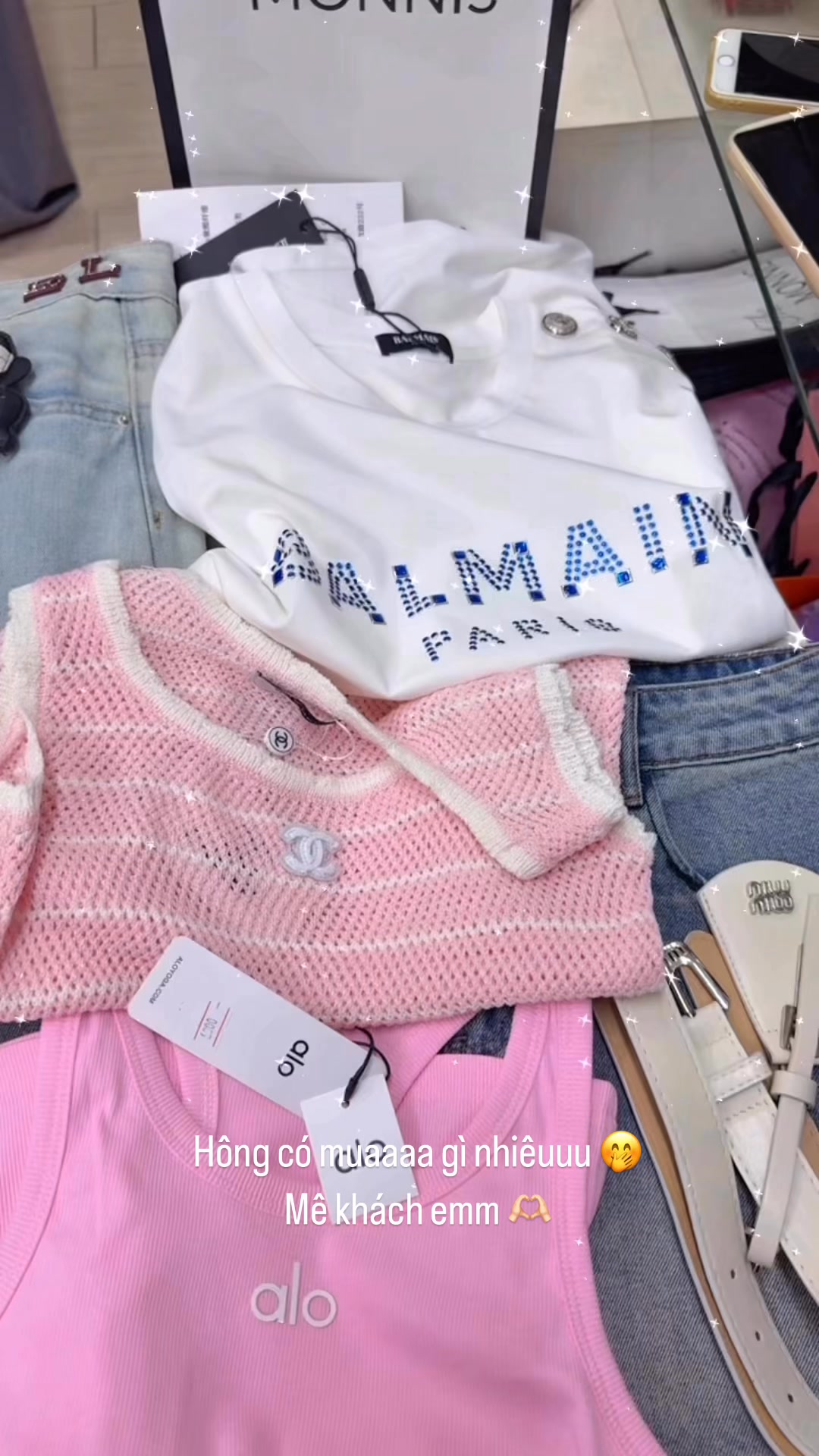 [🆕🇻🇳] The Monnis Quần áo (Thương hiệu) 👕 Top1Fashion 👗  Mê cái cách khách em xốp pinh lắm ạ  Lỗi tại đồ đẹp đoáa ạaa  The Monnis by Uyen Phan #themonnis  #newarrivals #ootd #hangcosan #aophong #quanjean , shares-0✔️ , likes-0❤️️ , date-2025-07-17 23:51:06🇻🇳🇻🇳🇻🇳📰🆕