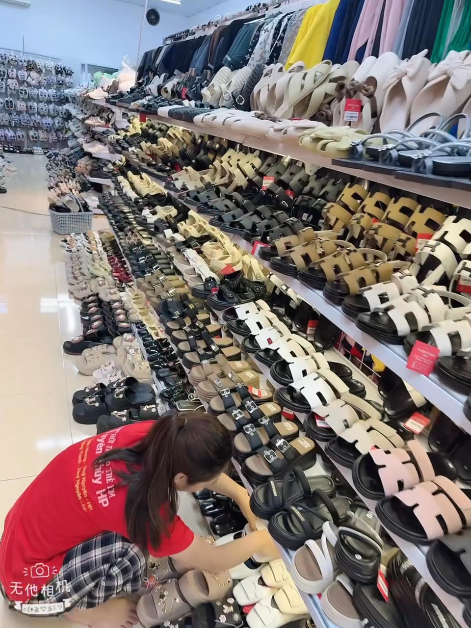 [🆕🇻🇳]  Tuyên Thuỳ Hải Phòng Shop Quần Áo Trẻ Em-Đồ Sơ Sinh-Giày Dép-Bỉm 🧑‍🧒❤️️👶⭐️ Khu dép nữ , shares-0✔️ , likes-0❤️️ , date-2025-07-18 17:20:21🇻🇳🇻🇳🇻🇳📰🆕