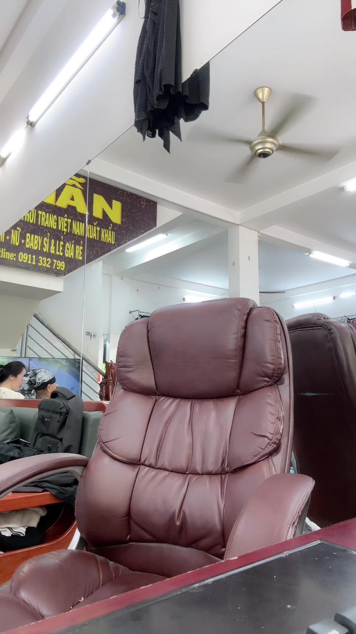 [🆕🇻🇳] MLEE Clothes – Thiết kế & Thời trang 👕 Top1Fashion 👗  𝐉𝐄𝐉𝐄𝐁𝐄𝐋 𝐒𝐄𝐓
Dịu dàng mà vẫn cá tính – set áo sơ mi không tay phối chân váy dài kẻ sọc xanh trắng là lựa chọn hoàn hảo cho những quý cô yêu sự thanh thoát,  , shares-0✔️ , likes-5❤️️ , date-2025-07-21 20:55:55🇻🇳🇻🇳🇻🇳📰🆕