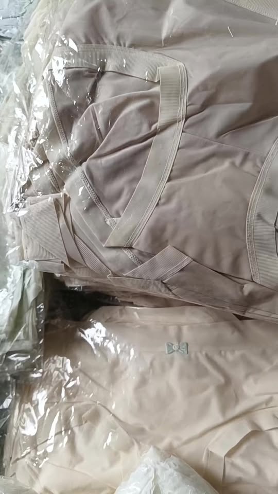 [🆕🇻🇳] Lavie Kids – Thời Trang Basic Trẻ Em 🧑‍🧒❤️️👶⭐️ Các sét áo dây ,ba lỗ ,áo phông,sét đồ thể thao mặc hè nhà Lavie Kids
Sét chân váy,sét áo sơ mi mặc đi du lịch cho bé gái
Sz 7-30kg
Kiểm hàng trước khi th , shares-0✔️ , likes-3❤️️ , date-2025-07-20 21:55:32🇻🇳🇻🇳🇻🇳📰🆕