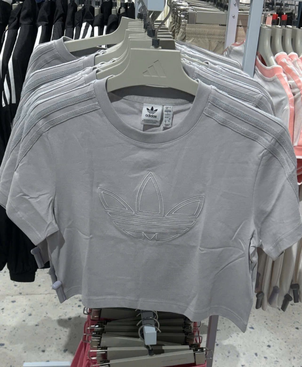 [🆕🇻🇳] Today U wear – thương hiệu đồ tập kết hợp quần áo thường phục (casual wear) 👕 Top1Fashion 👗  𝐀𝐥𝐥 𝐁𝐥𝐚𝐜𝐤 𝐁𝐮𝐭 𝐌𝐚𝐤𝐞 𝐈𝐭 𝐂𝐮𝐭𝐞Đến giờ rùi, các “pickleball girl” nhà Today U Wear đã chuẩn bị lên đồ ra sân chưa nhỉ?Đơn giản, kín đáo nhưng vẫn đầy sang  , shares-0✔️ , likes-22❤️️ , date-2025-07-24 00:09:45🇻🇳🇻🇳🇻🇳📰🆕