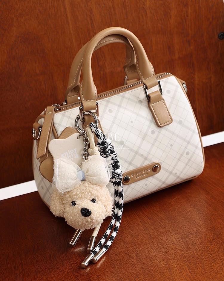 [🆕🇻🇳] EBÉ Concept – Nhận order hàng QCCC 👕 Top1Fashion 👗  𝐂𝐡𝐢𝐨’𝟐𝐧𝐝 𝐎𝐫𝐝𝐞𝐫 • 𝐋𝐨𝐬𝐭 𝐢𝐧 𝐭𝐡𝐞 𝐛𝐞𝐚𝐮𝐭𝐲 𝐨𝐟 𝐞𝐯𝐞𝐫𝐲𝐝𝐚𝐲 𝐦𝐨𝐦𝐞𝐧𝐭𝐬✿ Mã SP: TX0691
✿ Màu: trắng viền nâu/trắng viền đen
✿ Size: Chiều dài đáy 18cm, rộng 7cm, cao 14 , shares-0✔️ , likes-0❤️️ , date-2025-07-26 21:30:41🇻🇳🇻🇳🇻🇳📰🆕