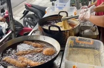 [🆕🇻🇳] Bánh Chuối Chiên Malaysia – Thành Phát 🍔 Top1Food  🍜 Chuối chiên ngày mưa , shares-0✔️ , likes-59❤️️ , date-2025-07-24 22:58:20🇻🇳🇻🇳🇻🇳📰🆕