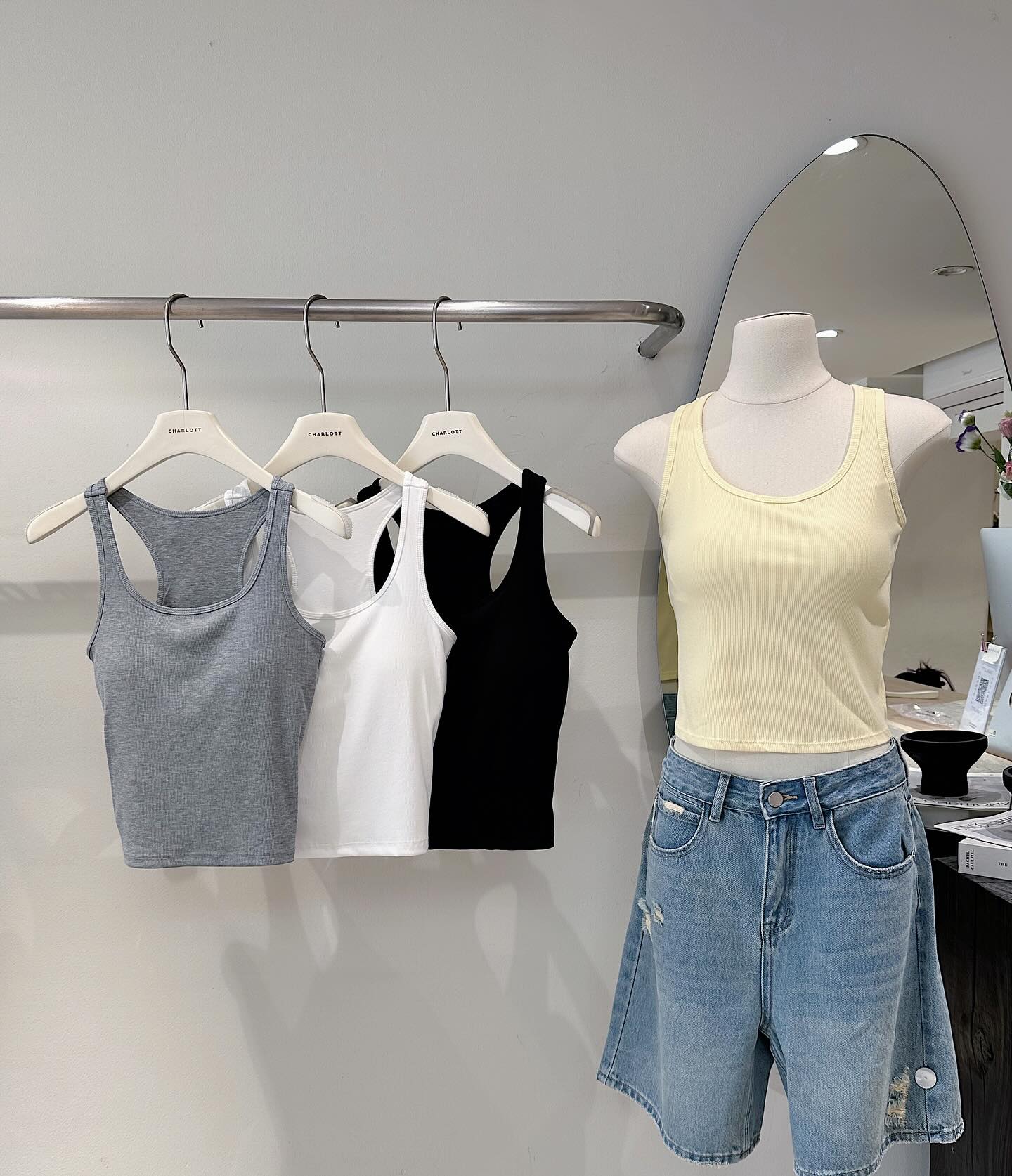 [🆕🇻🇳] Charlott Shop – Cửa hàng quần áo nữ 👕 Top1Fashion 👗  NEW ITEMCHARLOTT
108/D6 Trung Tự, ngõ 4b Đặng Văn Ngữ- Hà Nội
Hotline: 0334709481
Instagram: Charlottofficial
Open daily 9:00am – 22:00pm#ch , shares-0✔️ , likes-1❤️️ , date-2025-07-23 22:34:49🇻🇳🇻🇳🇻🇳📰🆕