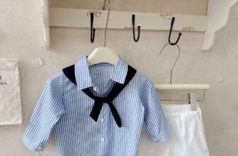 [🆕🇻🇳] Baby Closet – Đồ trẻ em 🧑‍🧒❤️️👶⭐️ Set sơmi kẻ kèm khăn quàng mix sooc trắng vibe công tử Korea
#245k/ setBảng size tham khảo:
Size 73 (8-10kg)
Size 80 (10-12kg)
Size 90 (12-14kg)
Size  , shares-0✔️ , likes-2❤️️ , date-2025-07-27 04:54:34🇻🇳🇻🇳🇻🇳📰🆕