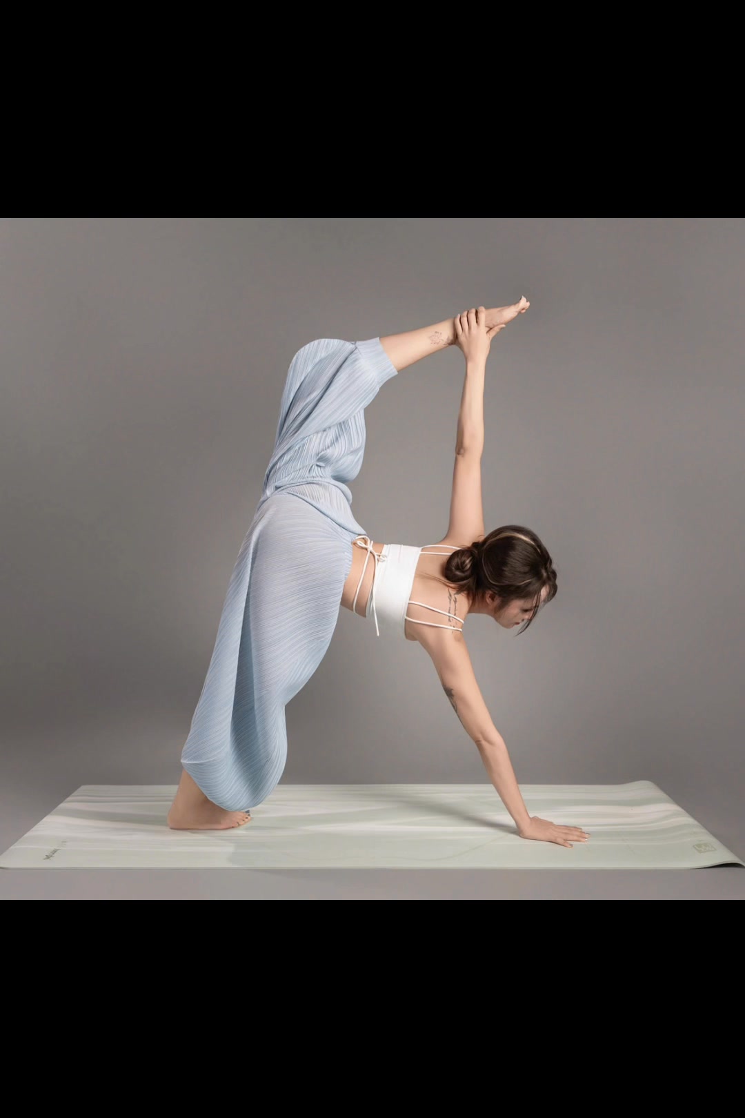 [🆕🇻🇳] HEBE YOGA – Hebeyoga.com – Chuyên cung cấp sỉ và lẻ các sản phẩm dụng cụ yoga chất lượng 🧘 Top1Yoga 🤸🏻‍♀️ Nếu bạn còn đang mải tìm lựa chọn sản phẩm thảm yoga nào phù hợp thì hãy để Mì Yoga giúp các chị em thêm yên tâm nhé 
Sản phẩm Chất liệu siêu bám , thấm hú , shares-0✔️ , likes-0❤️️ , date-2025-07-23 01:46:49🇻🇳🇻🇳🇻🇳📰🆕