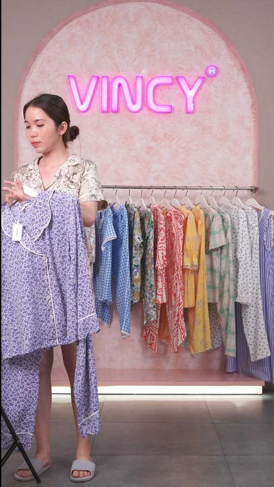 [🆕🇻🇳] VINCY Kids VINCY Kids là thương hiệu thời trang mặc nhà cao cấp cho bé, trực thuộc VINCY Homewear 🧑‍🧒❤️️👶⭐️ Ưu đãi ngập tràn chỉ có trong livestream , shares-0✔️ , likes-0❤️️ , date-2025-07-24 03:03:21🇻🇳🇻🇳🇻🇳📰🆕
