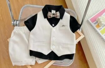 [🆕🇻🇳]  PÉ ĐIỆU SHOP Quần Áo Trẻ Em Cần Thơ 🧑‍🧒❤️️👶⭐️  𝐒𝐞𝐭 𝐯𝐞𝐬𝐭 𝐛𝐞́ 𝐭𝐫𝐚𝐢 𝐥𝐢̣𝐜𝐡 𝐥𝐚̃𝐦 – 𝐩𝐡𝐨𝐧𝐠 𝐜𝐚́𝐜𝐡 𝐭𝐢𝐞̂̉𝐮 𝐪𝐮𝐲́ 𝐨̂𝐧𝐠!
• Chất vải cao cấp, mềm mịn, thoáng mát.
• Thiết kế sang trọng, dễ mix cho bé đi tiệc, chụ , shares-0✔️ , likes-0❤️️ , date-2025-07-26 19:51:04🇻🇳🇻🇳🇻🇳📰🆕