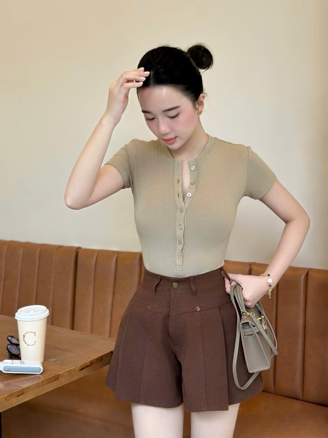 [🆕🇻🇳] Sarah Shop  👕 Top1Fashion 👗  Đắm chìm trong sự xinh đẹp này của nàngÁO Free sz
#áothunđep #áothunbasic #ÁoThunBasic #áophông #xưởngmaysarah #Sarah #Sarahshop #áothunnu #áothun #á , shares-0✔️ , likes-3❤️️ , date-2025-07-26 18:10:58🇻🇳🇻🇳🇻🇳📰🆕