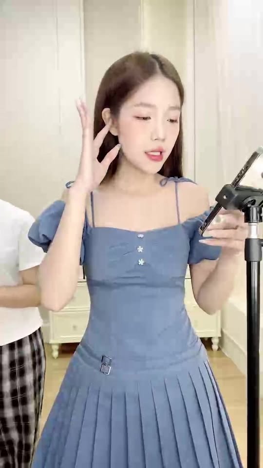 [🆕🇻🇳] Đầm bầu Yến Thái Bình  – Chuyên thời trang bầu cao cấp 👕 Top1Fashion 👗   Mẹ nào đang tìm 1 chiếc váy ” bầu cũng như ko” Mặc được cả bầu và sau sinh thì phải nhanh tay chốt ngay e váy này
Dáng suông đuôi cá trẻ trung, hack tuổi , shares-0✔️ , likes-1❤️️ , date-2025-07-24 03:00:38🇻🇳🇻🇳🇻🇳📰🆕