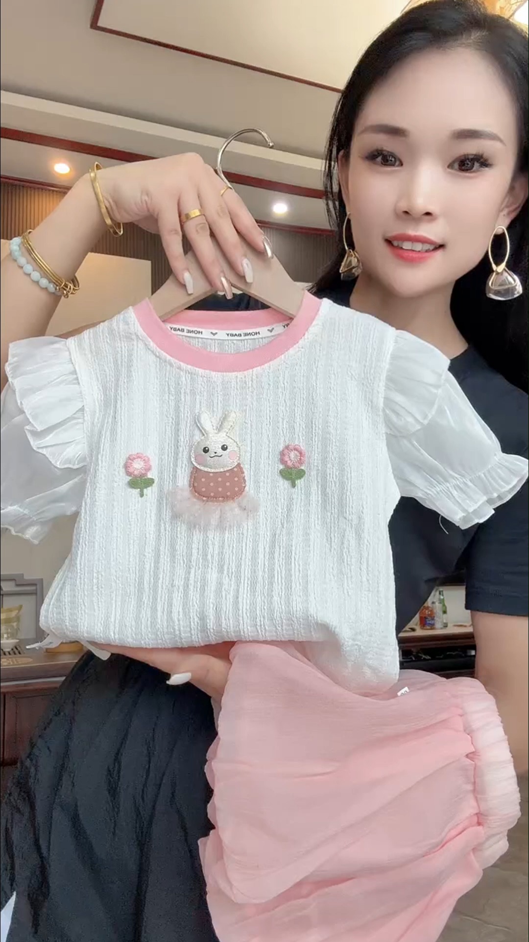 [🆕🇻🇳] Nhã Kỳ Shop – Cửa hàng quần áo trẻ em 🧑‍🧒❤️️👶⭐️ Bộ đại gia size 5kg- 90kg e mời các mẹ lên đơn.
Chất lanh lụa Thái hàng chuần loại 1 không co rút, vải mịn tưng luôn ạ 
 , shares-0✔️ , likes-5❤️️ , date-2025-07-26 09:58:27🇻🇳🇻🇳🇻🇳📰🆕