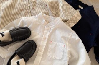 [🆕🇻🇳]  Cá Mập – Chuyên Order US, UK, Spain 🧑‍🧒❤️️👶⭐️ Sơ mi vào năm học làm sao mà thiếu được đây
Lên đơnn nhanh cô CÁ pay về sớm ạ
1⃣7⃣9⃣k/c
Size 90-140
3 màu : trắng- kẻ – navy
Bảng s , shares-0✔️ , likes-0❤️️ , date-2025-07-27 19:38:39🇻🇳🇻🇳🇻🇳📰🆕