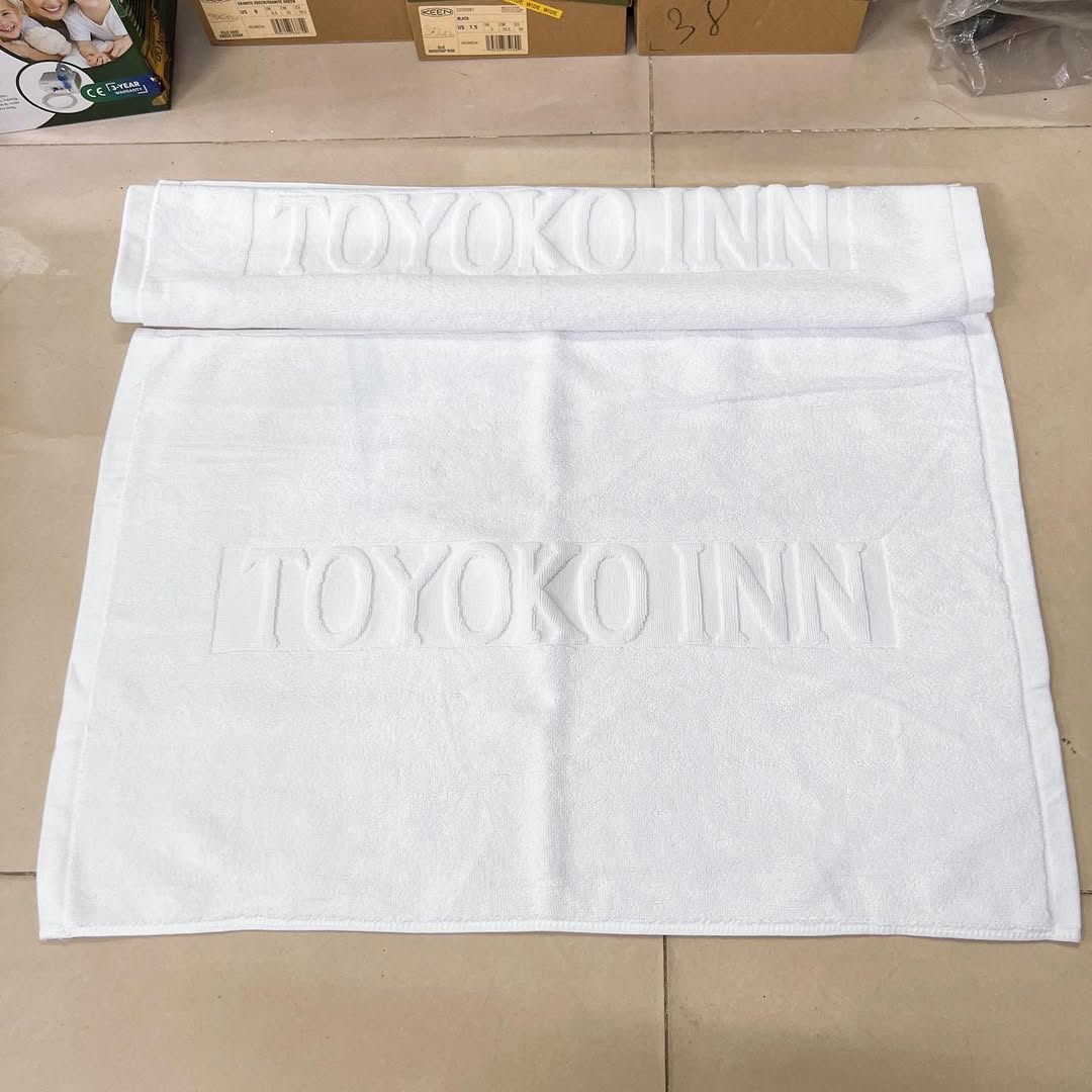 [🆕🇻🇳] Giày xuất khẩu, giày trẻ em xuất khẩu, giày xuất khẩu nam nữ 👕 Top1Fashion 👗  HÔM NAY E VỀ THÊM ĐƯỢC ÍT THẢM
Kthuoc 45*65cm
#60k /1c
Có 2 màu: trắng. Nâu.Khăn thảm lau chân TOYOKO INN
Hàng Vn xuất Nhật s.xuất cho chuỗi hệ thống , shares-0✔️ , likes-2❤️️ , date-2025-07-26 20:55:41🇻🇳🇻🇳🇻🇳📰🆕