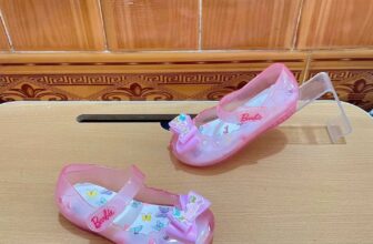 [🆕🇻🇳] Mẹ Cua – 2hand Si Hiệu – Shop chuyên sỉ lẻ giày dép si hiệu chuẩn auth 🧑‍🧒❤️️👶⭐️ Sandal hiệu về nhiều cho bé nha
Hàng về đẹp lắm nha các mẹ ơi
Ghé em lựa chọn cho bé nha
, shares-0✔️ , likes-5❤️️ , date-2025-07-26 03:26:18🇻🇳🇻🇳🇻🇳📰🆕