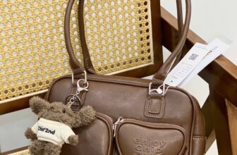 [🆕🇻🇳] Mộc VNXK Quận 9 HCM – Cửa hàng quần áo 👕 Top1Fashion 👗  CHIO2ND NÂU TÚI TRÁI TIM 𝕥𝕒̣̆𝕟𝕘 𝖈𝖍𝖆𝖗𝖒 𝖌𝖆̂́𝖚
Size đáy 27 x 18 x 8cm
Hàng nội địa trung, rẻ, bền , đẹp
Giá #380k
, shares-0✔️ , likes-0❤️️ , date-2025-07-29 00:35:06🇻🇳🇻🇳🇻🇳📰🆕