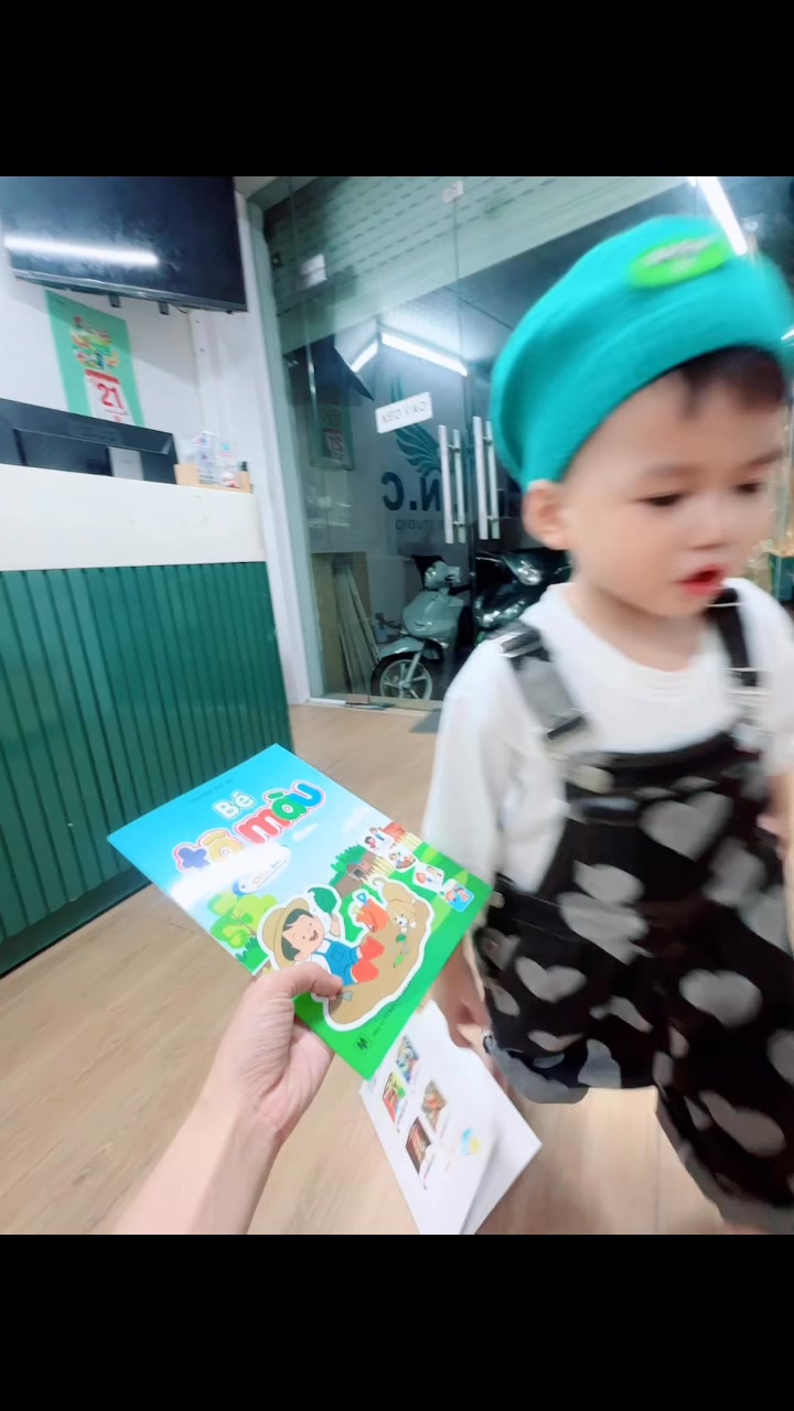 [🆕🇻🇳] Tuệ Linh (Lyn C Shop) – Đào tạo tài năng nhí – Bầu Show sự kiện 😎❤️️⭐️ Top1Kids 😎❤️️⭐️ Bác nào dịch được cháu nói gì không  E quay mà e chả hiểu Lê Tăng Vũ nói gì  

Tháng 11 này e bé dk 3 tủi r đấy hẹ hẹ nhanh quá … , shares-0✔️ , likes-0❤️️ , date-2025-09-26 19:39:26🇻🇳🇻🇳🇻🇳📰🆕
