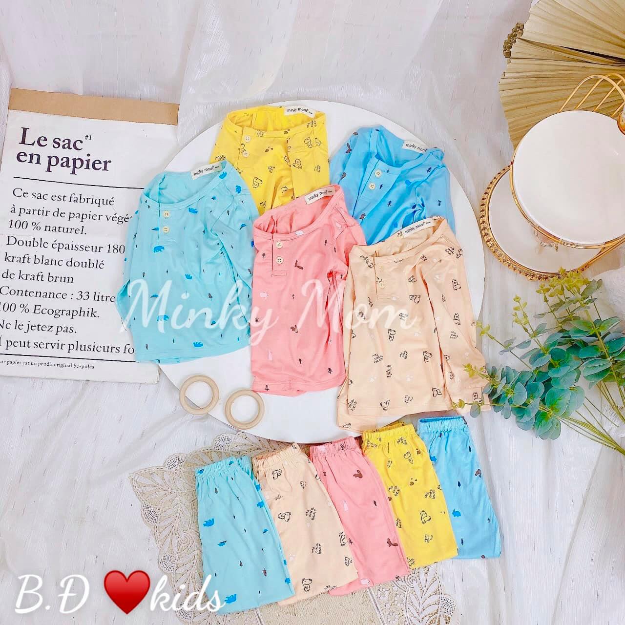 [🆕🇻🇳] Shop do tre em Quần áo thời trang trẻ em hàng đẹp giá cũng đẹp 🧑‍🧒❤️️👶⭐️ Yêu hay ko yêu
mưa rồi tay dài cho bé thôi nhé
sz:7-18kg
mai hàng vê các m đăt trc kẻo hết size cho bé nhé
, shares-0✔️ , likes-3❤️️ , date-2021-06-09 14:22:54🇻🇳🇻🇳🇻🇳📰🆕