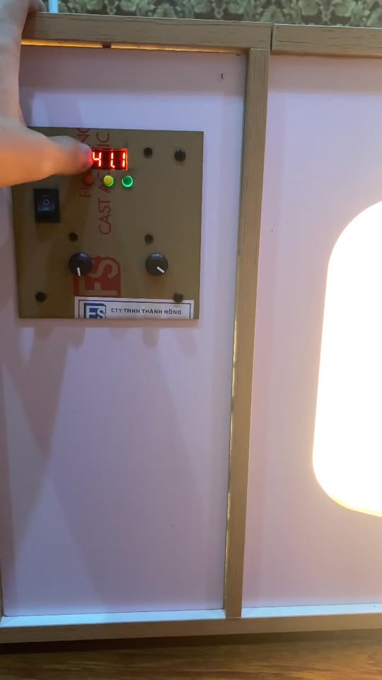 [🆕🇻🇳] Lồng Sấy Chó Mèo Cao Cấp – Tổng Kho 🐶🦜 Top1Pets 🐱🐠 Mạch điện mới bên em đã về ạ
Bảng mạch có các công năng như
– Có núm vặn chỉnh nhiệt, chỉnh gió
– Có đèn uv, có sấy thường
– Có giới hạn nhiệt trong khoảng , shares-0✔️ , likes-3❤️️ , date-2024-12-09 01:38:45🐶🐱🇻🇳🇻🇳🇻🇳📰🆕