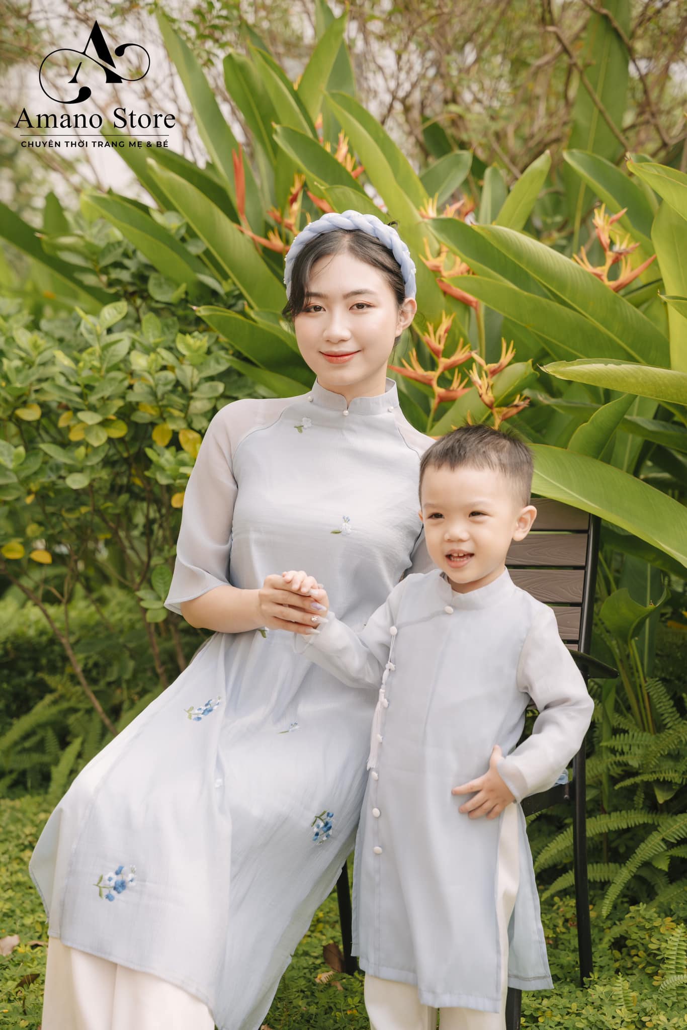 [🆕🇻🇳] Amano Store Chuyên thời trang Mẹ và Bé 👕 Top1Fashion 👗  “Shop ơi nhà mình có mỗi bé trai, shop có mẫu nào đôi với mẹ không nhỉ?” Dạ, Amano có liền mẹ nghen.
Set tơ thêu xanh pastel này nhẹ nhàng nhưng lại cực  , shares-6✔️ , likes-32❤️️ , date-2023-12-04 20:28:45🇻🇳🇻🇳🇻🇳📰🆕