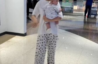 [🆕🇻🇳]  Baby shop – Thế Giới của Mẹ & Bé 🧑‍🧒❤️️👶⭐️ Địu em bé từ sơ sinh nhỏ gọn hiệu quả #diuluoi #diuluoichobesosinh #diuluoichobe #diuvai #phukienchobe #mevabe #treem #chamsoctreem #hottrend , shares-0✔️ , likes-0❤️️ , date-2025-01-04 00:32:29🇻🇳🇻🇳🇻🇳📰🆕