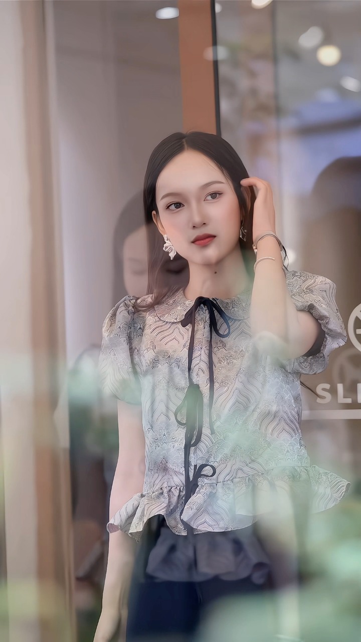 [???] Wholesale VNXK Katie – Thiết kế & Thời trang ? Top1Fashion ?  Hoodie GAP
size xxs – 2xl
MOR 30-40-50-100…Được ít Hoodie crop nỉ GAP dư xịn, dáng crop nên hợp trend lắm
– 3 màu như hình (Beo và Hoa nhỉnh/ trắng ít) , shares-9✔️ , likes-0❤️️ , date-2025-10-16 04:02:20????????