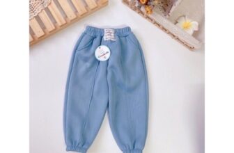 [🆕🇻🇳] CUMIN KIDS Chuyên bán buôn, bán lẻ quần áo, phụ kiện cho bé 🧑‍🧒❤️️👶⭐️ Sẵn kho lô quần nỉ bông cho bé traimã quần này bỏ lỡ thì phí quá ạ, chất liệu nỉ bông dày ấm , chạy đường gân khỏe khoắng mặc lên bao đẹp nhé an
Quần  , shares-0✔️ , likes-2❤️️ , date-2022-11-29 02:00:04🇻🇳🇻🇳🇻🇳📰🆕