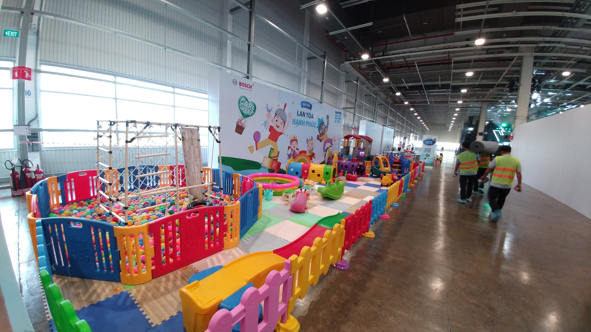 [🆕🇻🇳] Út Tẹt Shop 👕 Top1Fashion 👗   Áo pha viền cổ siêu xinh ạ  

     𝗨𝗧𝗧𝗘𝗧 
     __________________________________
    
      Add: 480 Nguyễn Huệ – Kon Tum
      Open daily:  8:00am – 9:0 , shares-0✔️ , likes-2❤️️ , date-2023-05-05 23:18:04🇻🇳🇻🇳🇻🇳📰🆕