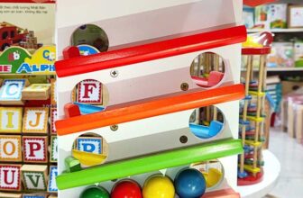 [🧸️🇻🇳] Đồ Chơi Gỗ Kendotoy.com 🎈Top1Toys🧸️  Đồ chơi lăn banh / thả bóng gỗ
Những quả bóng rực rỡ lướt theo những đường rãnh tạo ra những cuộc đua kì thú từ những trái banh đủ màu sắc. Nhà thả bóng ch , shares-0✔️ , likes-4❤️️ , date-2024-12-02 22:48:34🇻🇳🇻🇳🇻🇳📰🆕