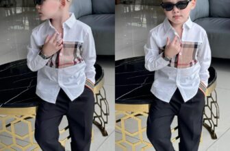 [🆕🇻🇳] SuBo Kids – HOT ITEMS FOR KIDS 🧑‍🧒❤️️👶⭐️ Anh đây không phải BADBOY – mà anh là BEST CHOICE  
Bảnh lên đồ đi việc, các mẹ để í shop em tí nhaaaa

Fullsize 100-150 ạ các mẹ ưng mẫu nào ib e tư vấn n , shares-1✔️ , likes-2❤️️ , date-2024-07-29 20:27:05🇻🇳🇻🇳🇻🇳📰🆕