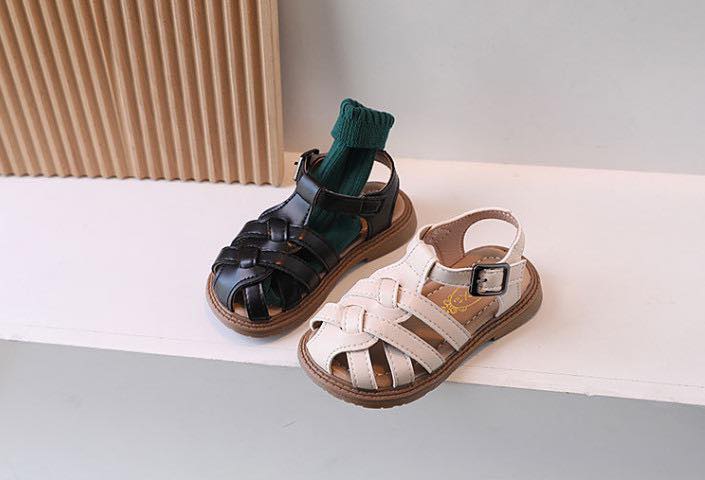 [🆕🇻🇳] MiNa Kids – Thời trang trẻ em – Chuyên hàng thiết kế- Hàng Quảng Châu tất tật quần áo, giày dép, phụ kiện thời trang trẻ em 🧑‍🧒❤️️👶⭐️ Sẵn ạ.
Dép rọ kèm bảng size. Có ảnh thật bé nhà e đi luôn ạ.
2 màu đen-be.
Size 21-30
công khai #155k
, shares-0✔️ , likes-1❤️️ , date-2024-04-06 05:26:27🇻🇳🇻🇳🇻🇳📰🆕